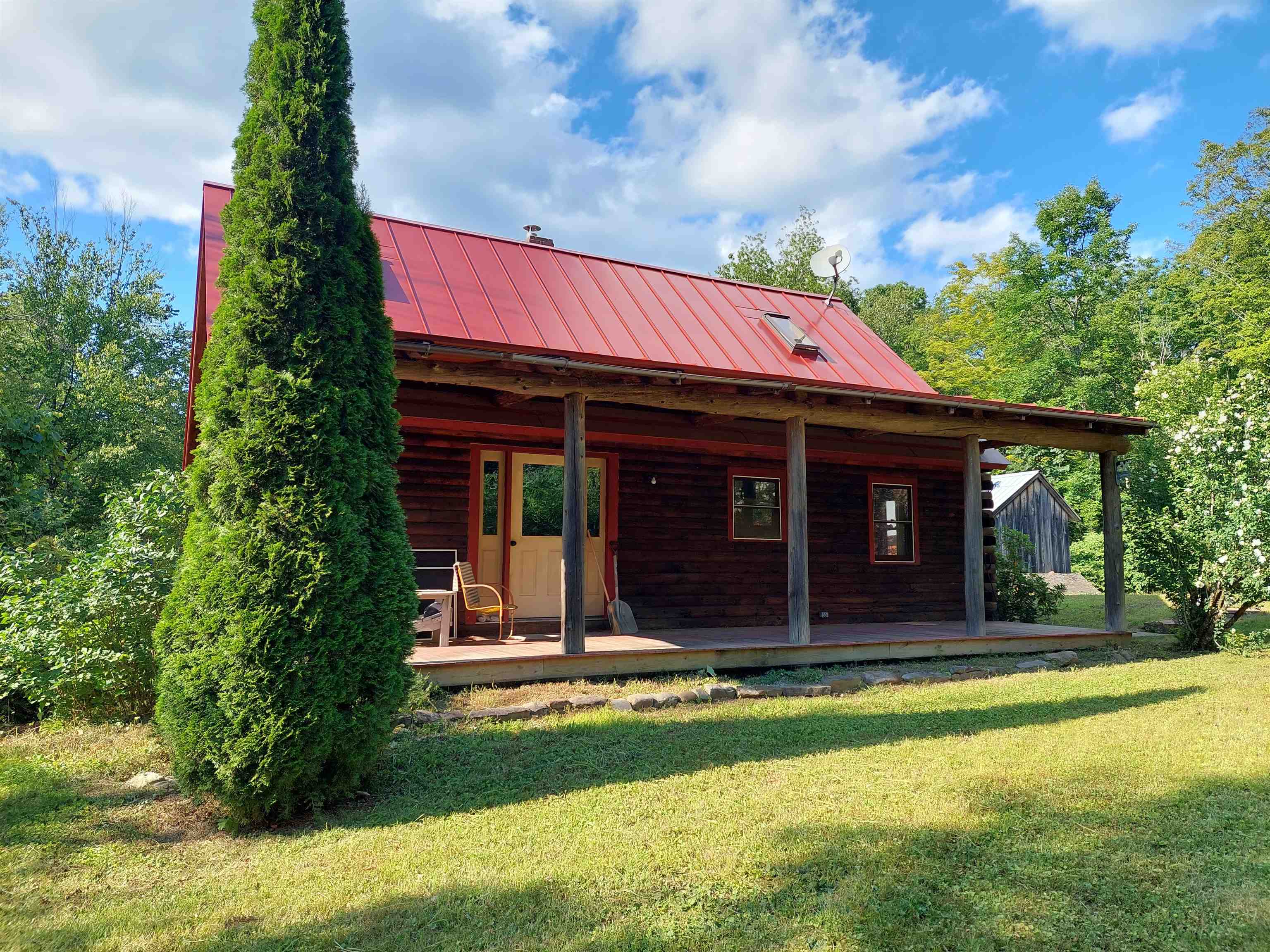 570 County Road Walpole, NH 03608 - Photo 1 of 15 Gallery Image 1