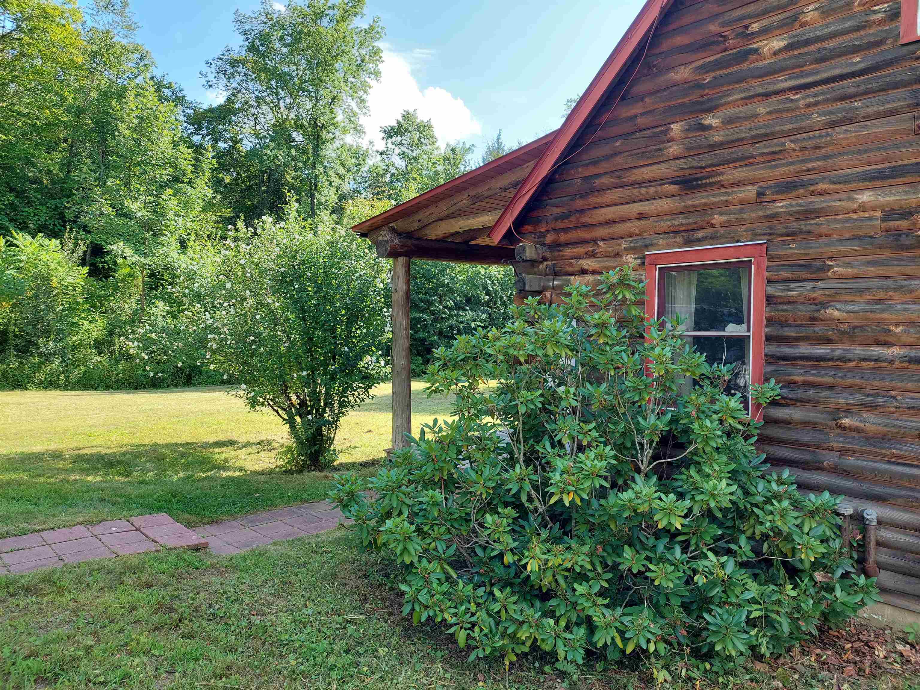 570 County Road Walpole, NH 03608 - Photo 5 of 15 Gallery Image 5