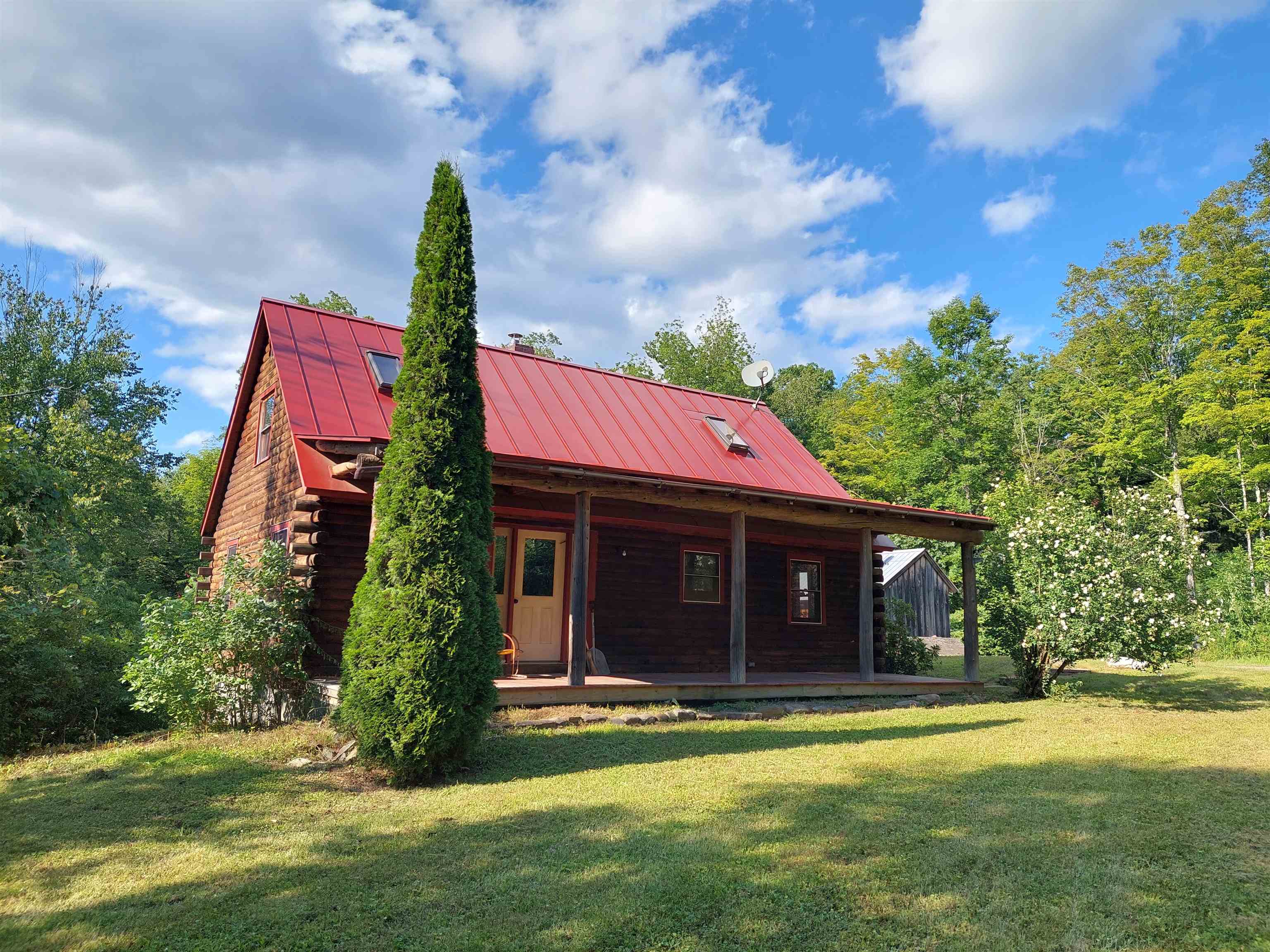 570 County Road Walpole, NH 03608 - Photo 7 of 15 Gallery Image 7