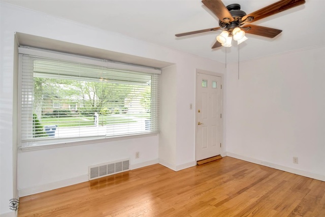 21207 Maple Street Matteson, IL 60443 - Photo 5 of 24
