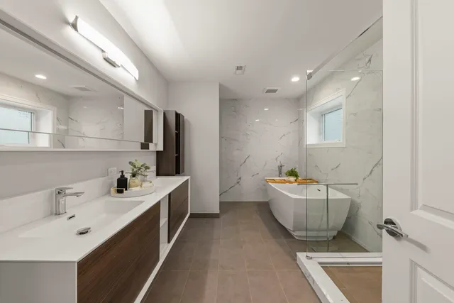 $1,250,000 | 1126 Pitner Avenue, Evanston, IL 60202