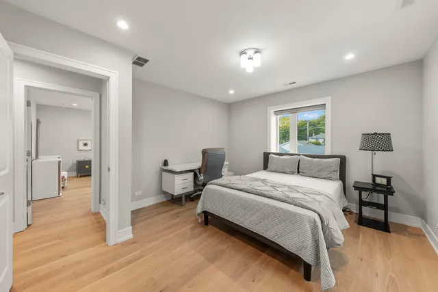 $1,250,000 | 1126 Pitner Avenue, Evanston, IL 60202