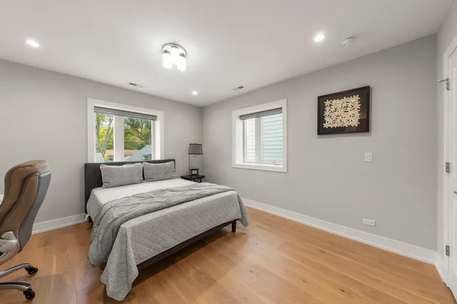 $1,250,000 | 1126 Pitner Avenue, Evanston, IL 60202