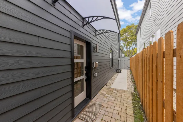 $1,250,000 | 1126 Pitner Avenue, Evanston, IL 60202