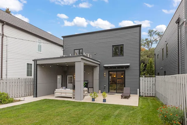 $1,250,000 | 1126 Pitner Avenue, Evanston, IL 60202