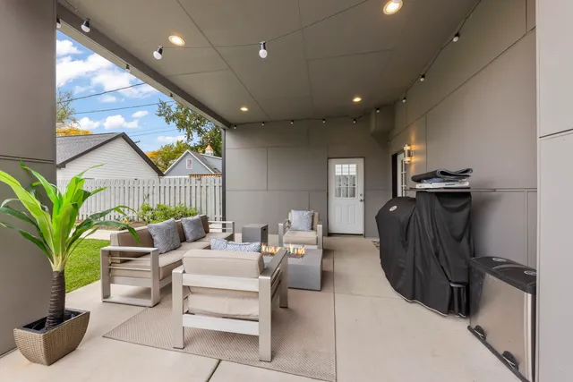 $1,250,000 | 1126 Pitner Avenue, Evanston, IL 60202