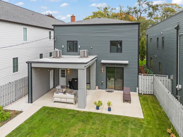 $1,250,000 | 1126 Pitner Avenue, Evanston, IL 60202