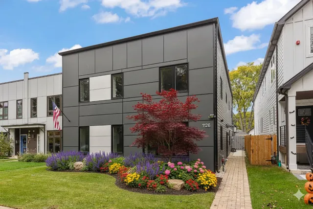 $1,250,000 | 1126 Pitner Avenue, Evanston, IL 60202