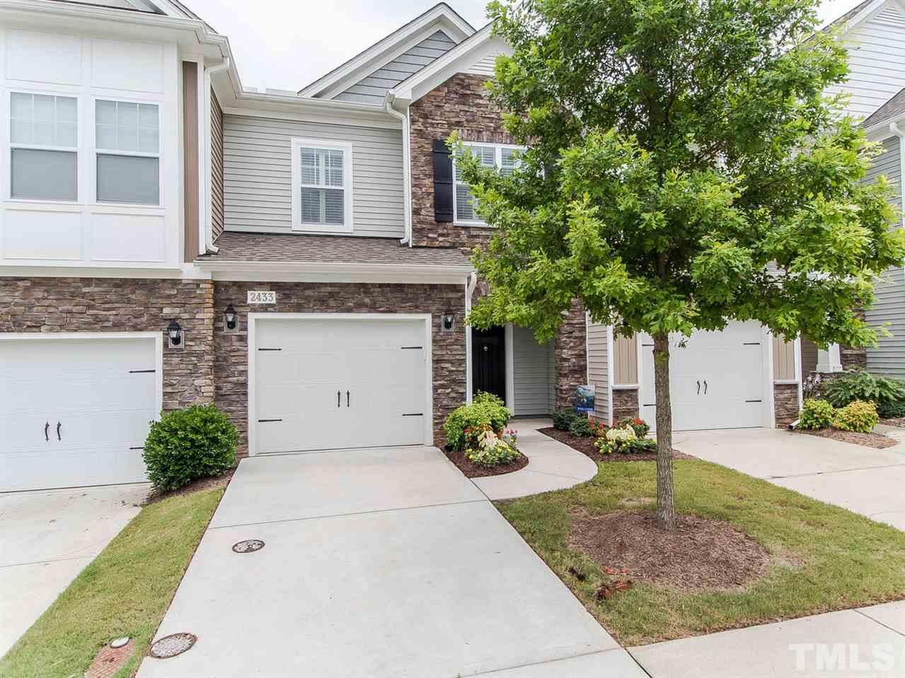2433 Swans Rest Way Raleigh, NC 27606 - Photo 2 of 22