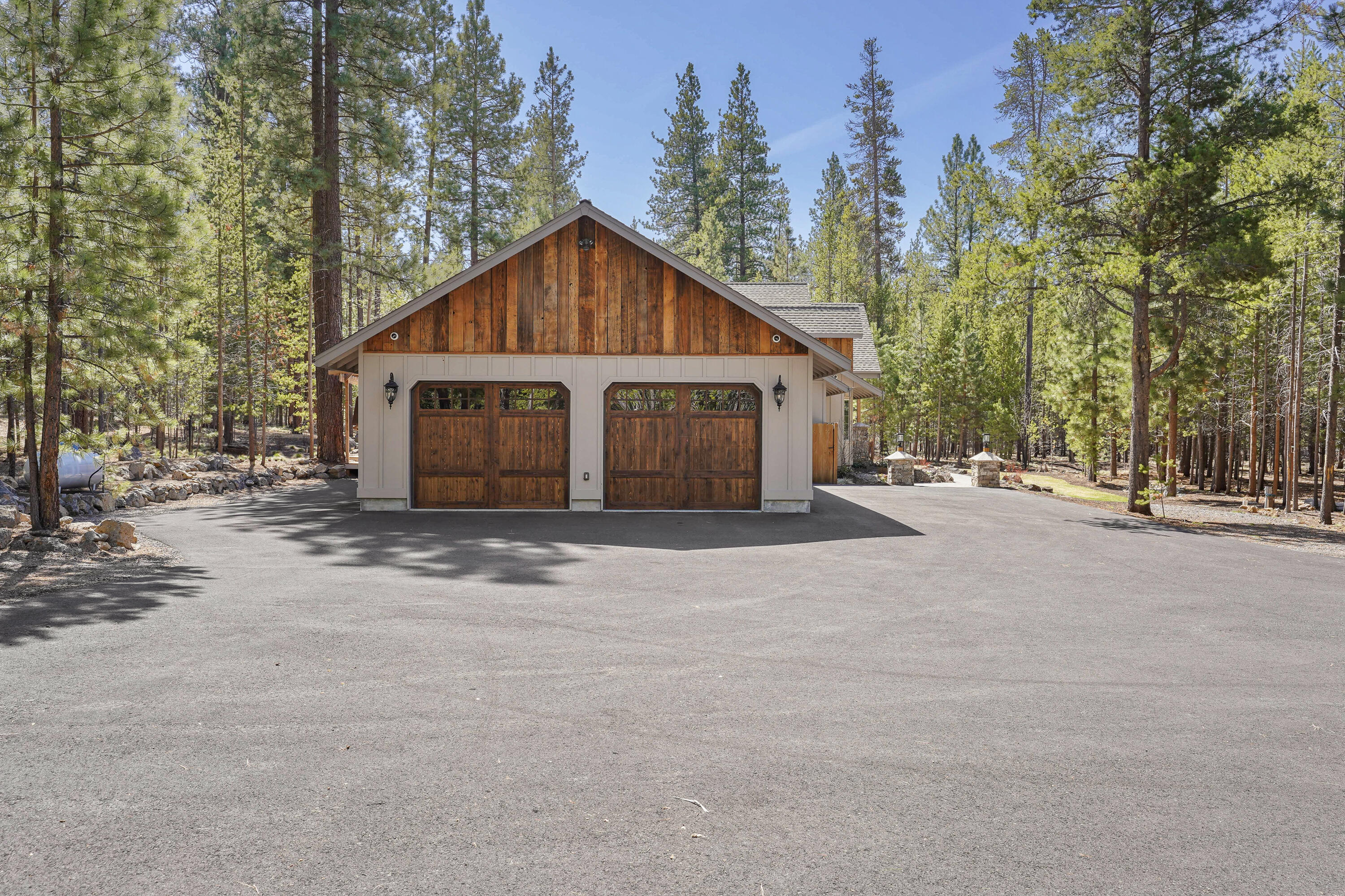 55420 Huntington Road Bend, OR 97707 - Photo 38 of 52 DSC00498