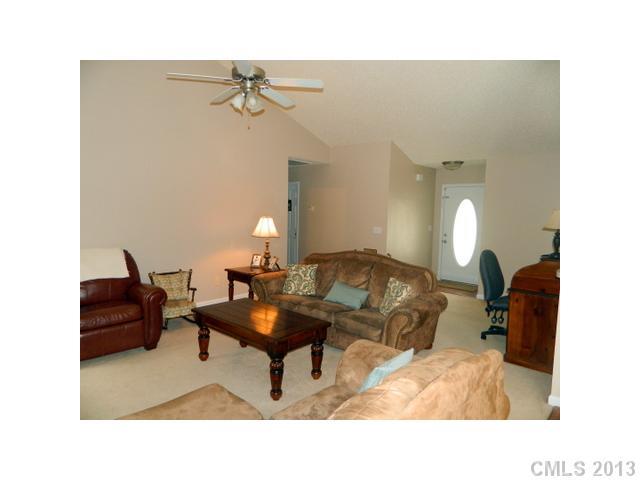 313 Pitts Road Catawba, SC 29704 - Photo 3 of 14 Gallery Image 3