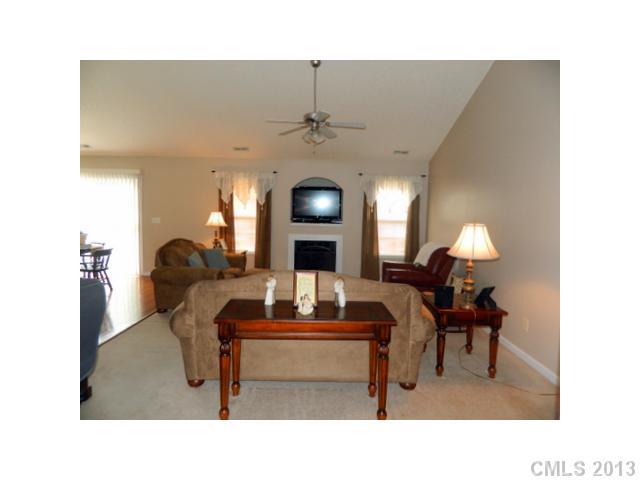 313 Pitts Road Catawba, SC 29704 - Photo 4 of 14 Gallery Image 4