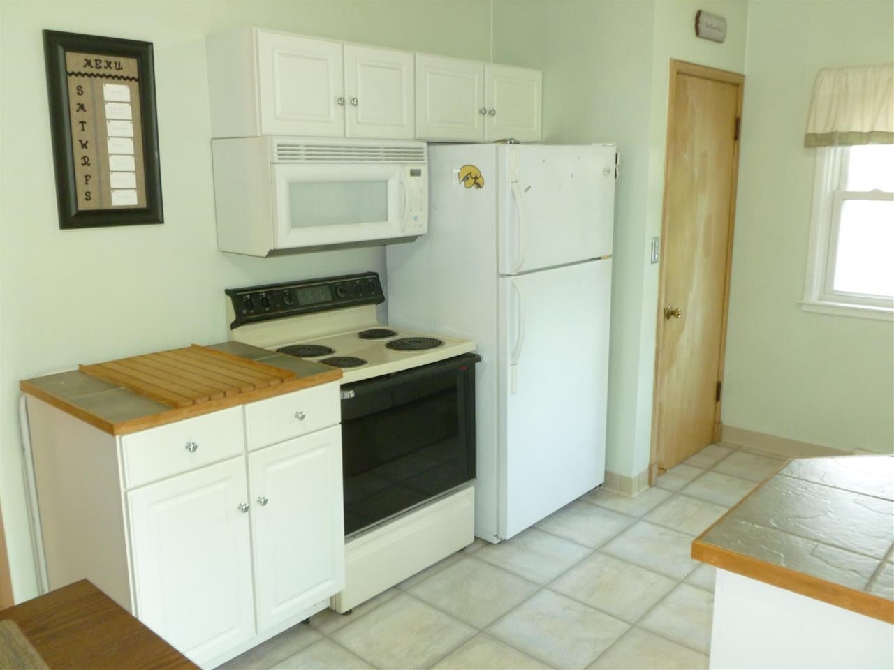 1523 Rochester Avenue Iowa City, IA 52245 - Photo 12 of 24 Gallery Image 12
