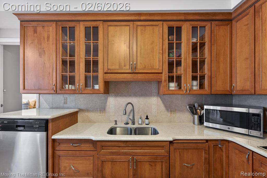 351 Ridgemont Road Grosse Pointe Farms, MI 48236 - Photo 12 of 68
