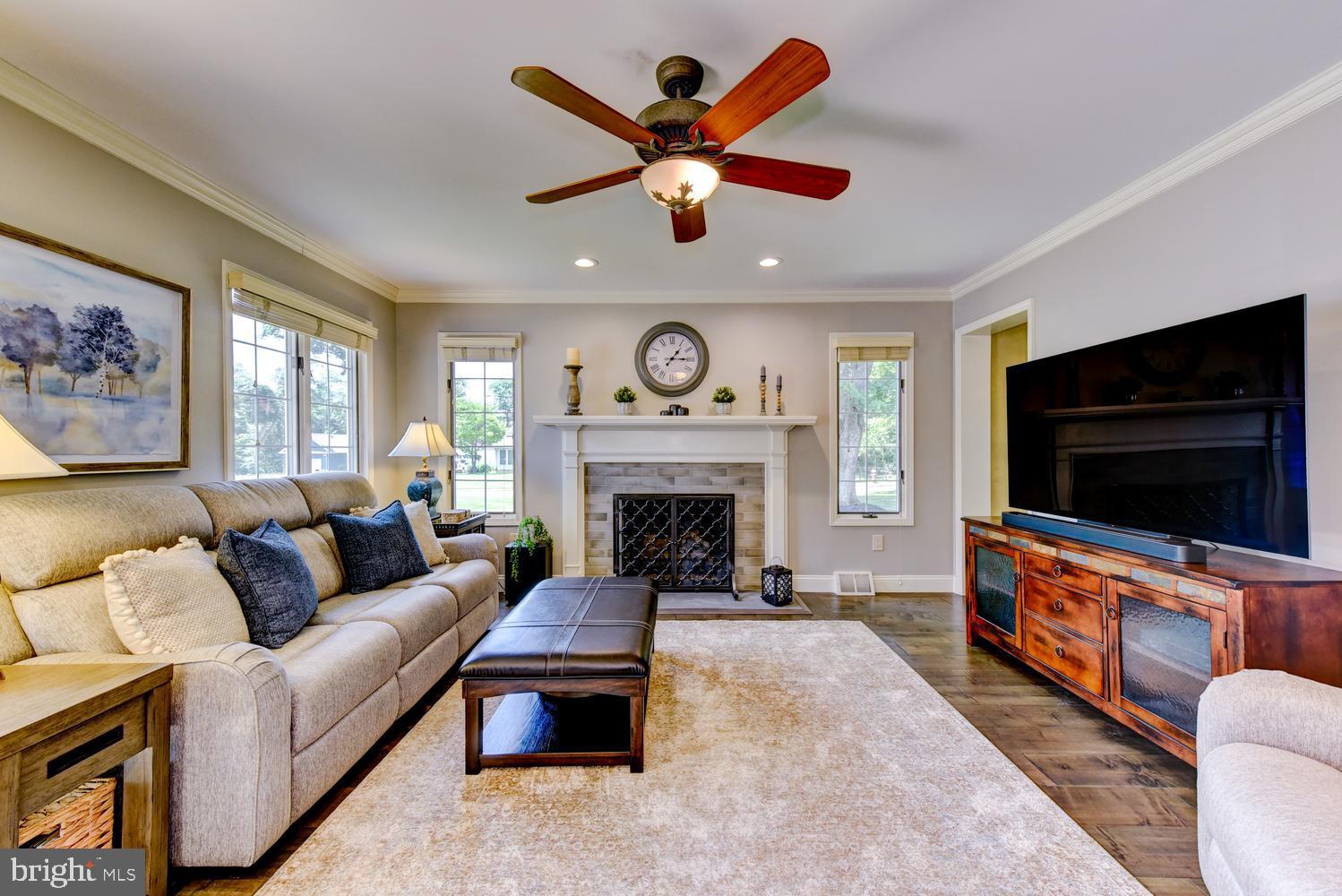 113 Prospect Avenue Hamilton, NJ 08620 - Photo 16 of 67 Family Room