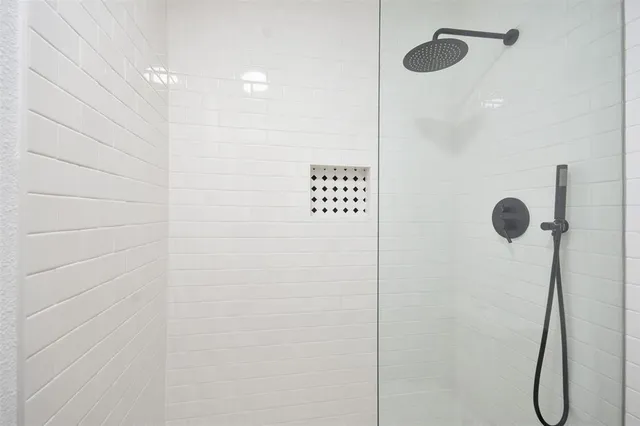 $1,350 | 3431 North Hills Drive, Unit 126, Austin, TX 78731