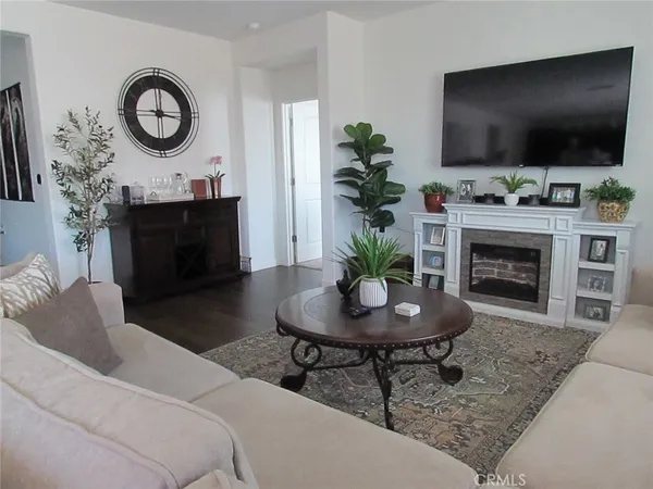 $560,000 | 4758 Bellaire Avenue, Clovis, CA 93619