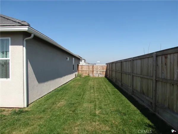 $560,000 | 4758 Bellaire Avenue, Clovis, CA 93619