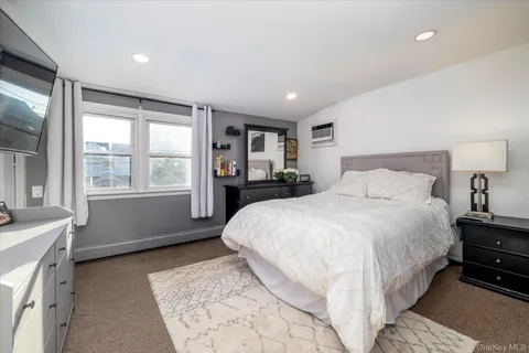 $799,000 | 2545 Sycamore Avenue, Wantagh, NY 11793