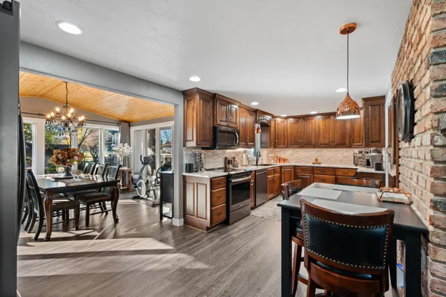 $392,000 | 957 Miles Drive, Worthington, MN 56187