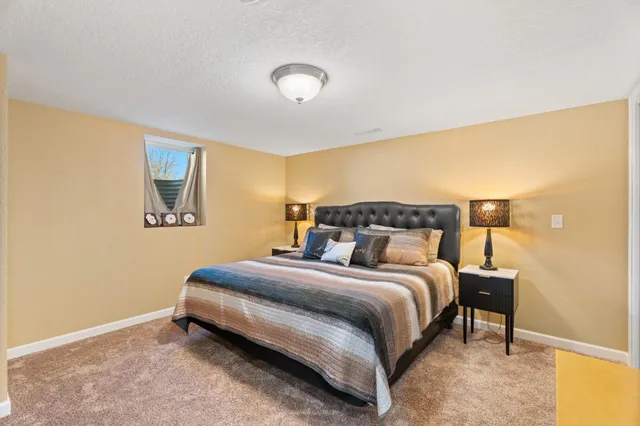 $392,000 | 957 Miles Drive, Worthington, MN 56187