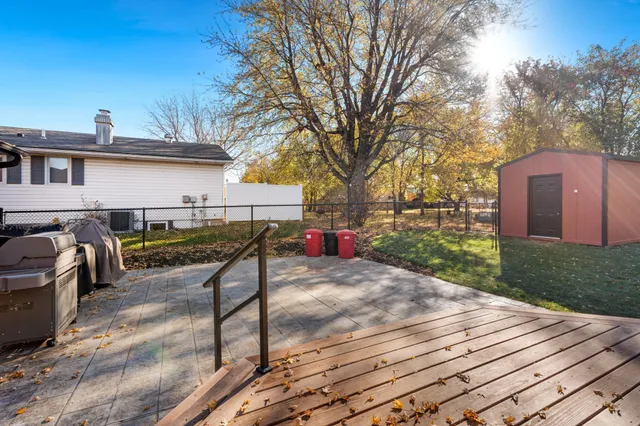 $392,000 | 957 Miles Drive, Worthington, MN 56187