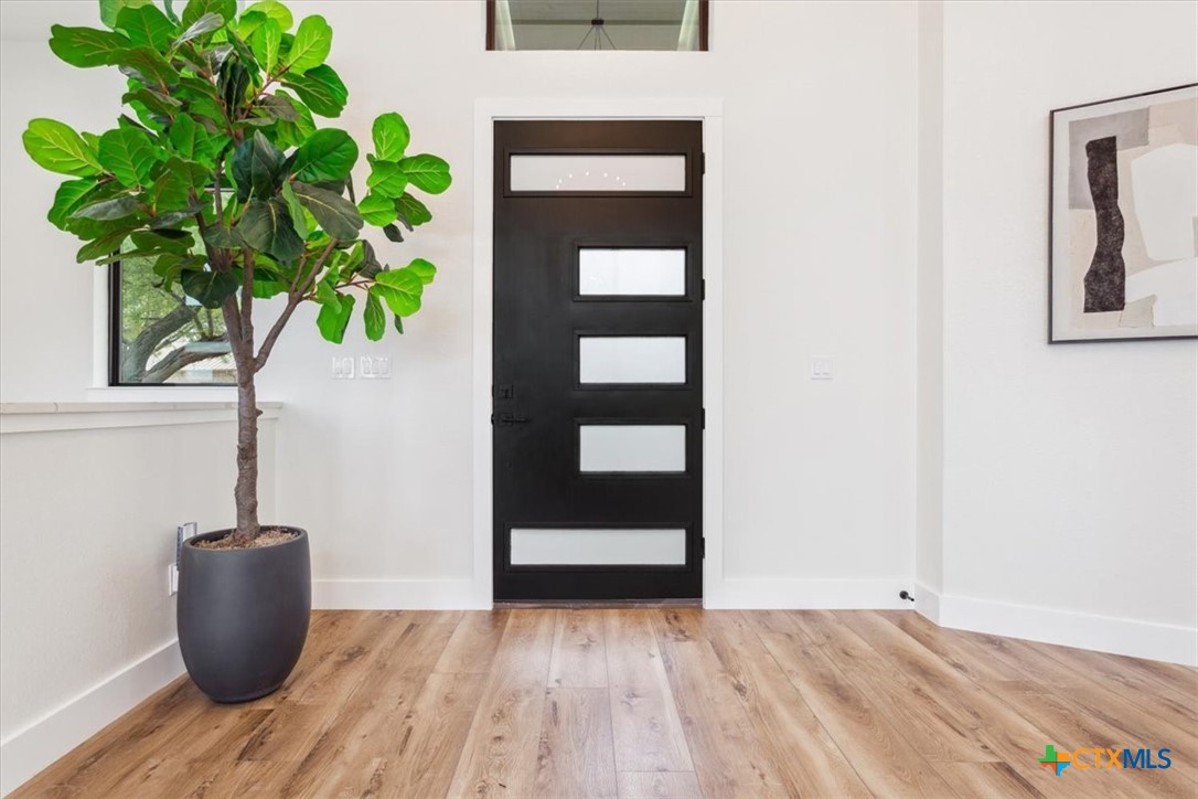 4802 Elf Trail Belton, TX 76513 - Photo 4 of 48 a view of outdoor space with a potted plant