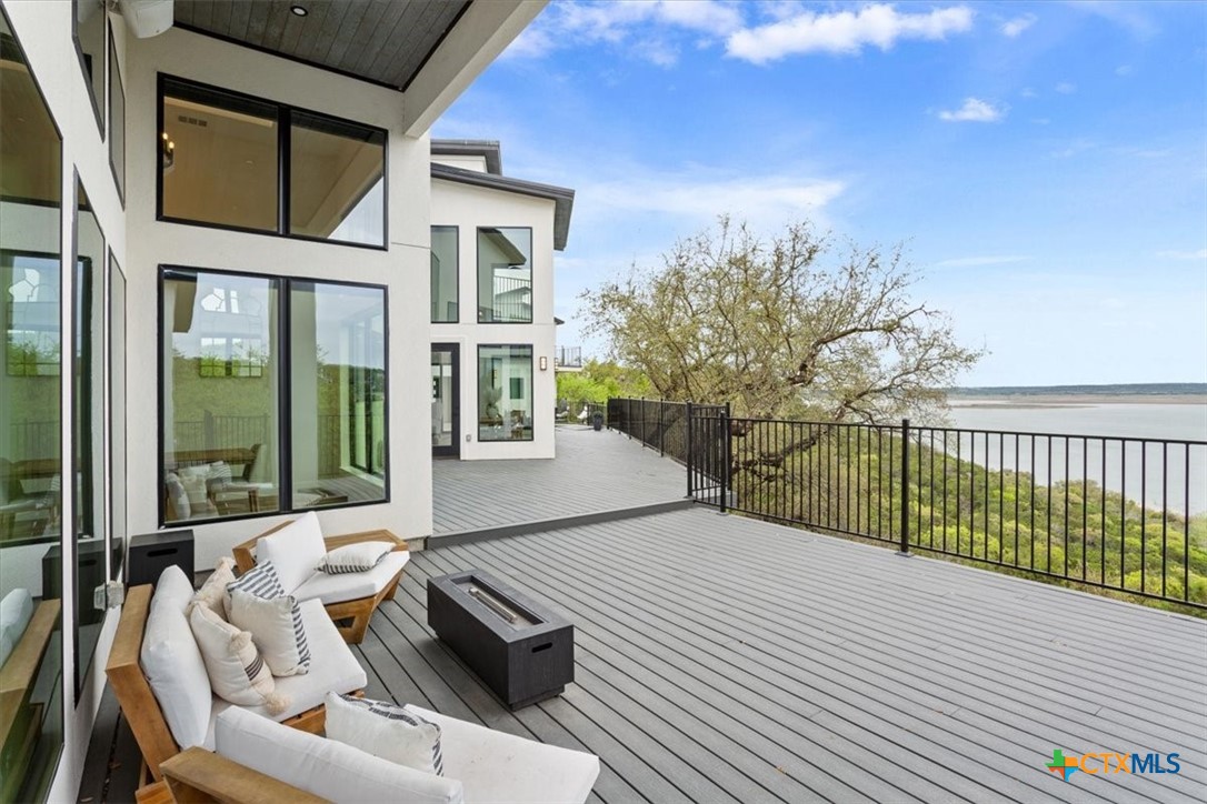 4802 Elf Trail Belton, TX 76513 - Photo 42 of 48 a view of balcony with furniture