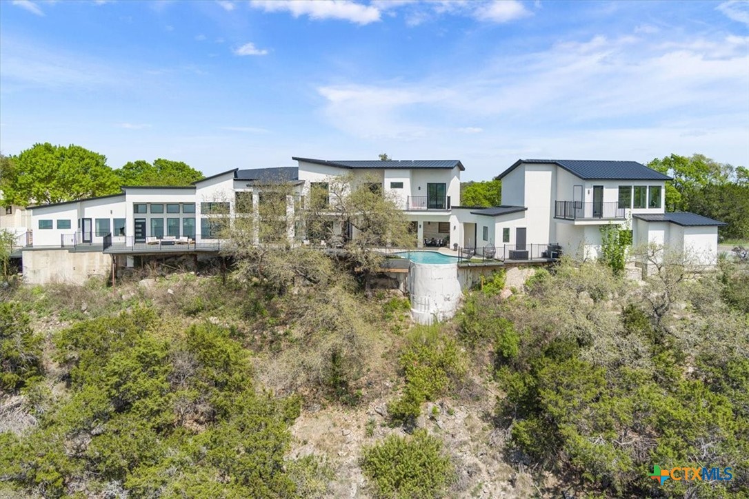 4802 Elf Trail Belton, TX 76513 - Photo 46 of 48 a front view of a house with a yard