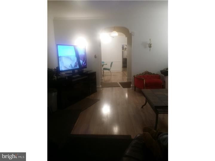 2222 Rhawn Street Philadelphia, PA 19152 - Photo 22 of 24 Family Room