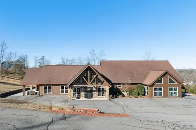 $774,900 | 405 Lola Drive, Blairsville, GA 30512