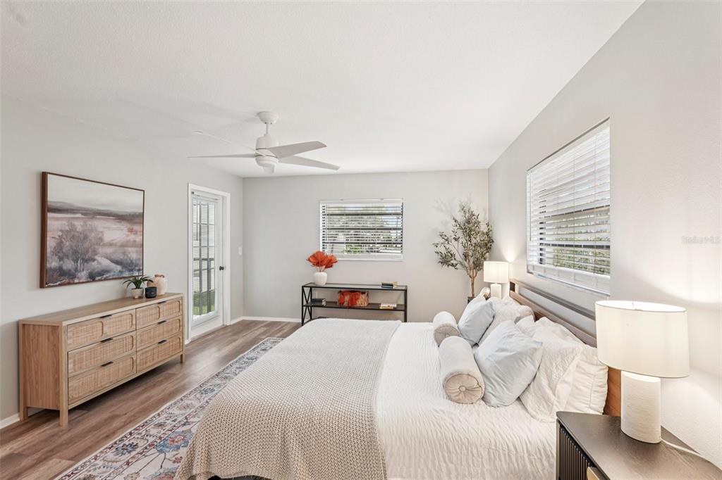 335 3 Lakes Lane, Unit B Venice, FL 34285 - Photo 17 of 49