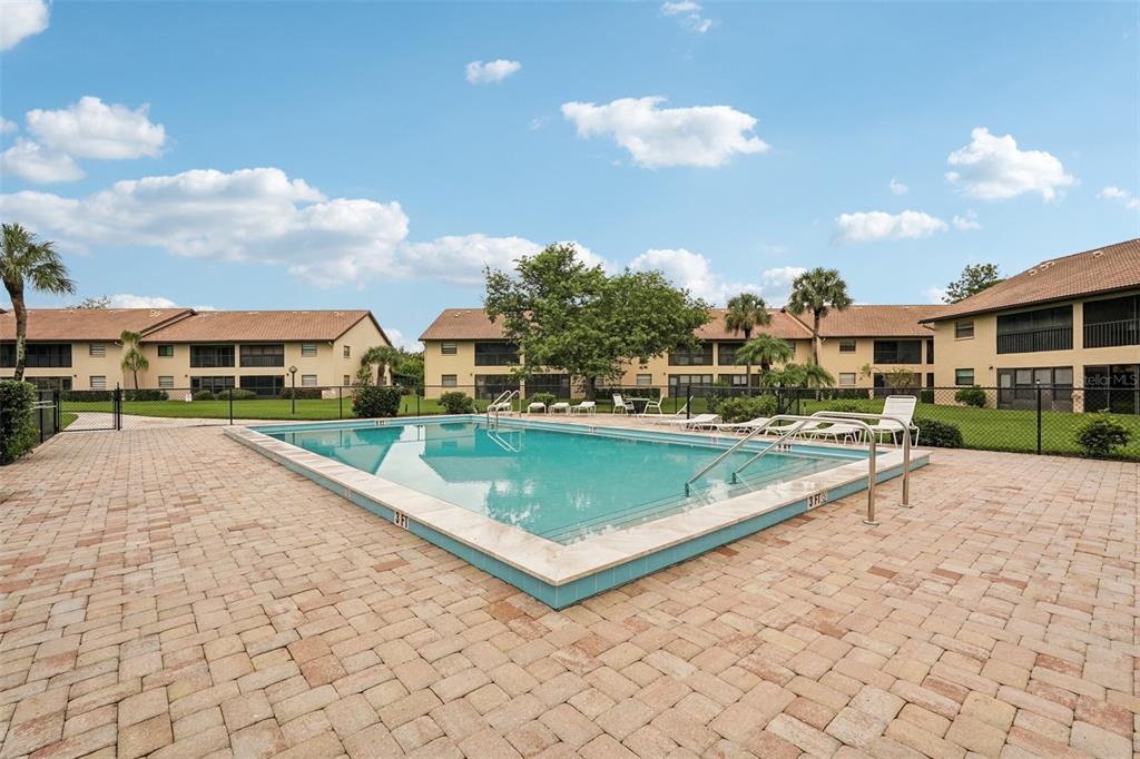 335 3 Lakes Lane, Unit B Venice, FL 34285 - Photo 38 of 49