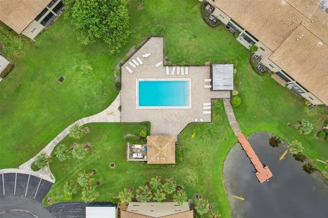 $235,000 | 335 3 Lakes Lane, Unit B, Venice, FL 34285