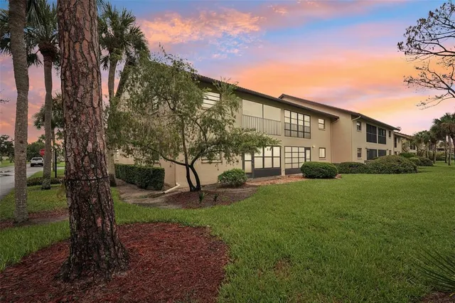 $235,000 | 335 3 Lakes Lane, Unit B, Venice, FL 34285