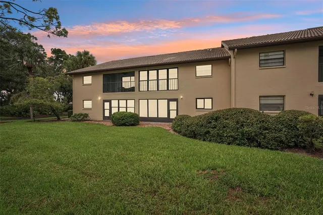 $235,000 | 335 3 Lakes Lane, Unit B, Venice, FL 34285