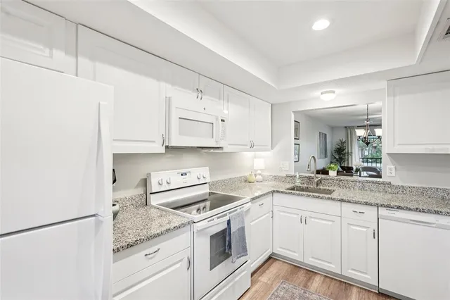 $235,000 | 335 3 Lakes Lane, Unit B, Venice, FL 34285