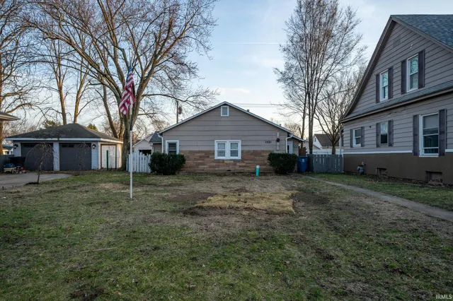 $115,000 | 1521 East Lincolnway East, Mishawaka, IN 46544