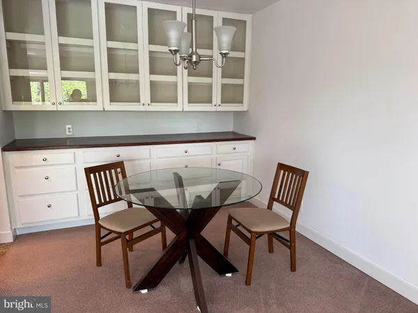 $2,400 | 300 Drummers Lane, Unit 300, Wayne, PA 19087