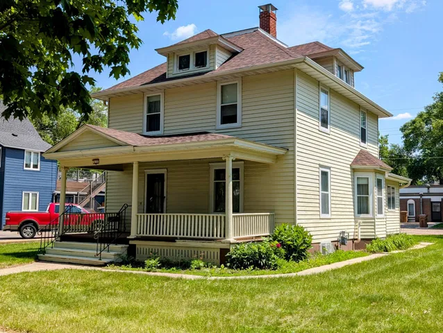 $168,500 | 410 North 5th Street, Montevideo, MN 56265