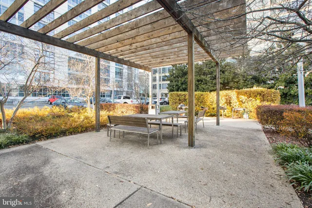 a view of a lake and outdoor space