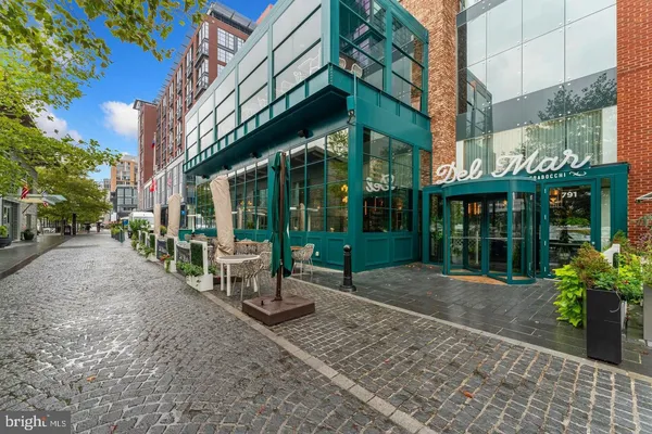 $3,000 | 1101 3rd Street Southwest, Unit 104, Washington, DC 20024