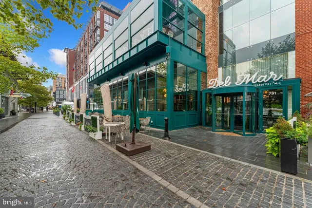 $3,000 | 1101 3rd Street Southwest, Unit 104, Washington, DC 20024