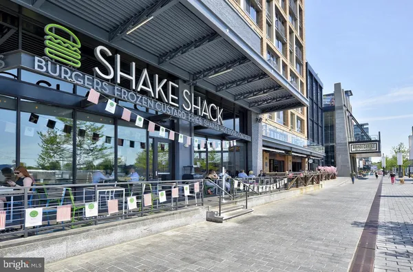 $3,000 | 1101 3rd Street Southwest, Unit 104, Washington, DC 20024