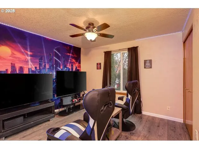 $425,000 | 959 Southwest Oriole Street, McMinnville, OR 97128