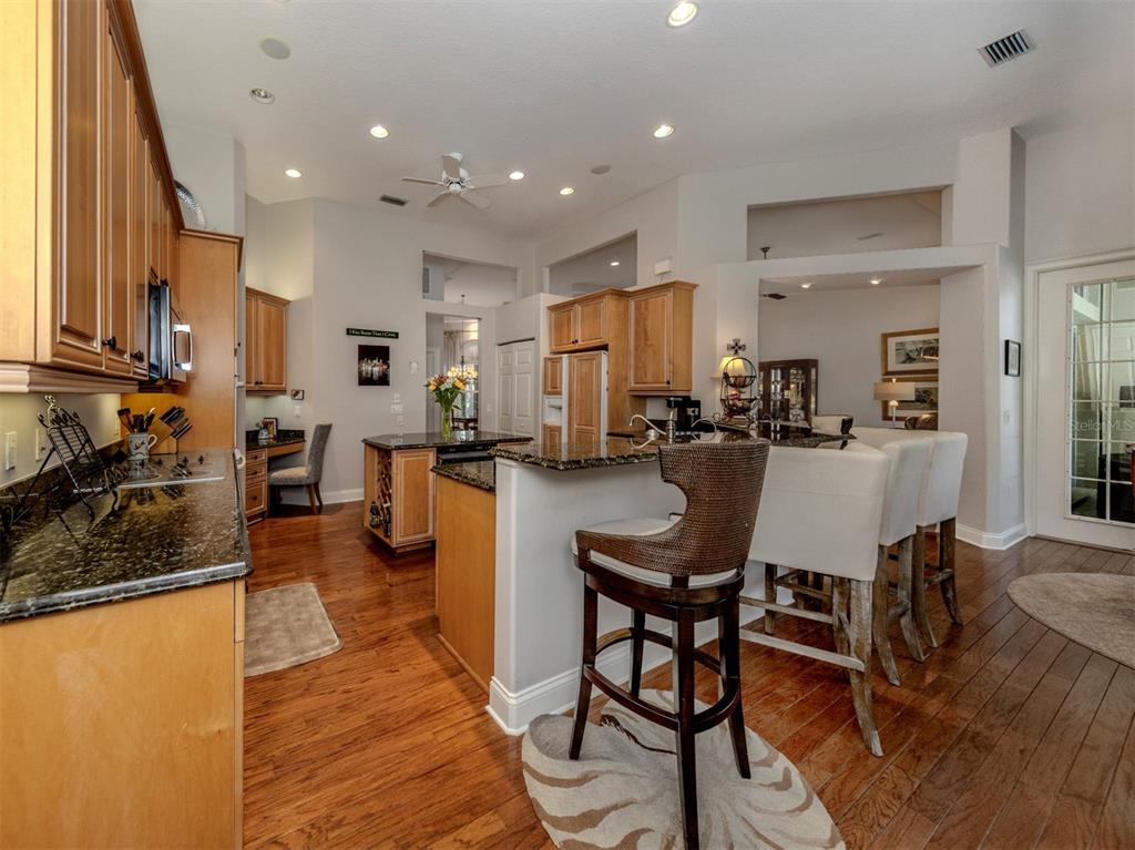 444 Tremingham Way Venice, FL 34293 - Photo 12 of 93