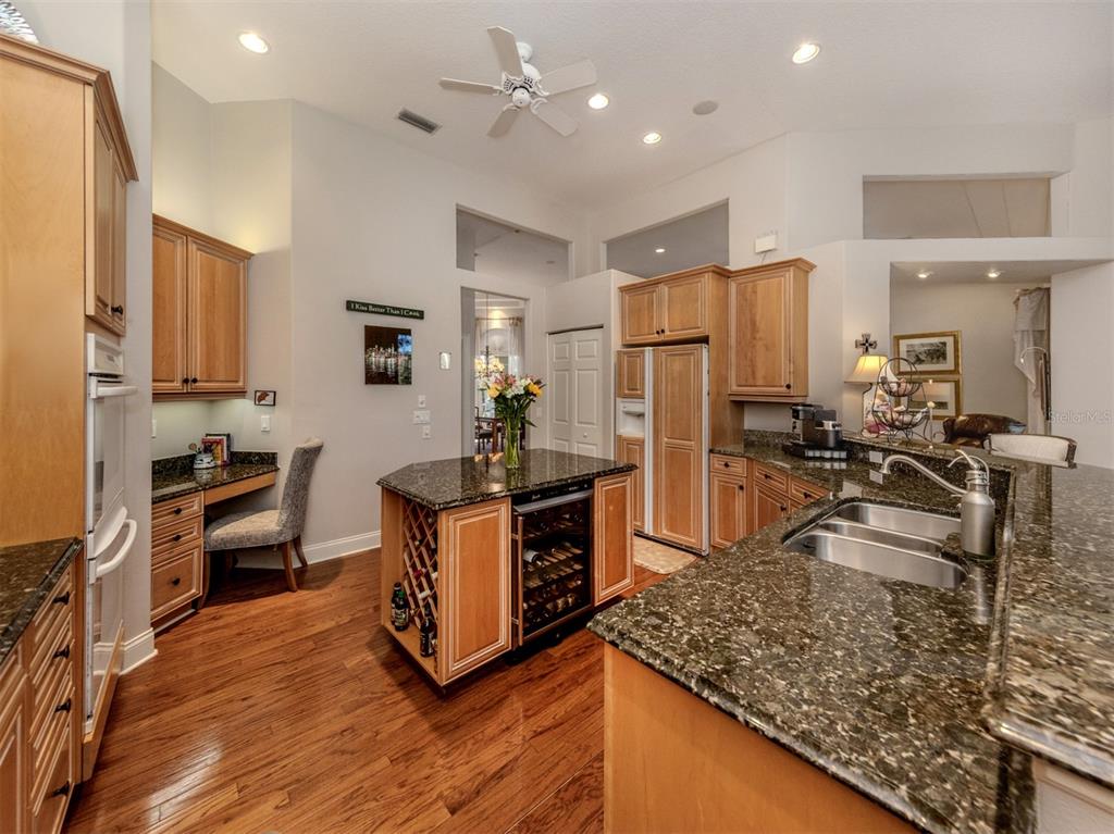 444 Tremingham Way Venice, FL 34293 - Photo 13 of 93