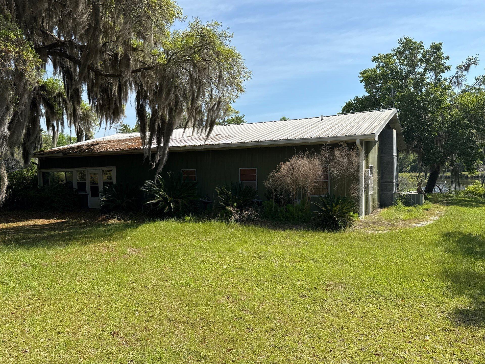 4347 Chisolm Road Johns Island, SC 29455 - Photo 8 of 24 019be131-af94-7ccd-80fb-f322d2c04e66