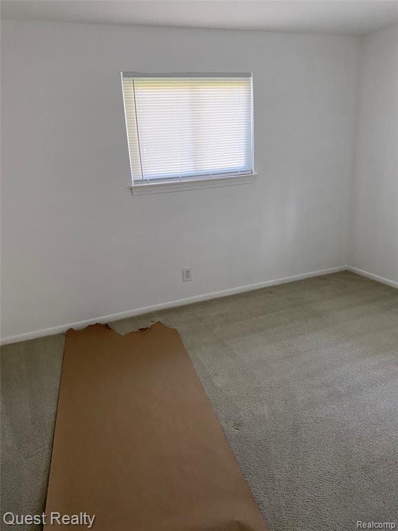 39409 Dequindre Road Troy, MI 48085 - Photo 16 of 19 Gallery Image 16