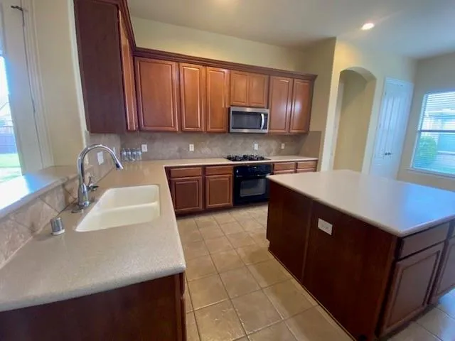 $2,800 | 4952 Stephanie Street, Frisco, TX 75033